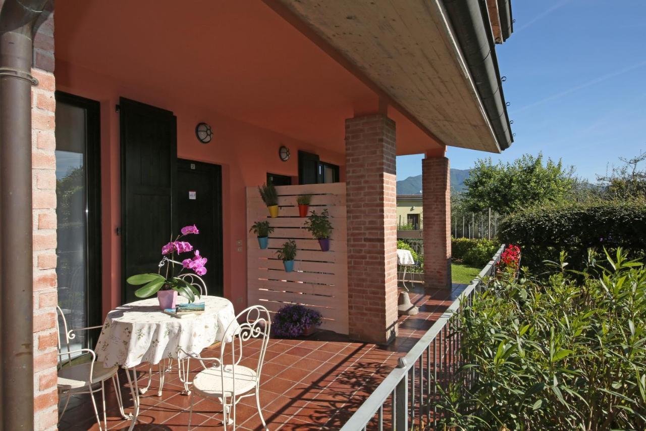 Residence Il Melograno Manerba del Garda Exterior photo