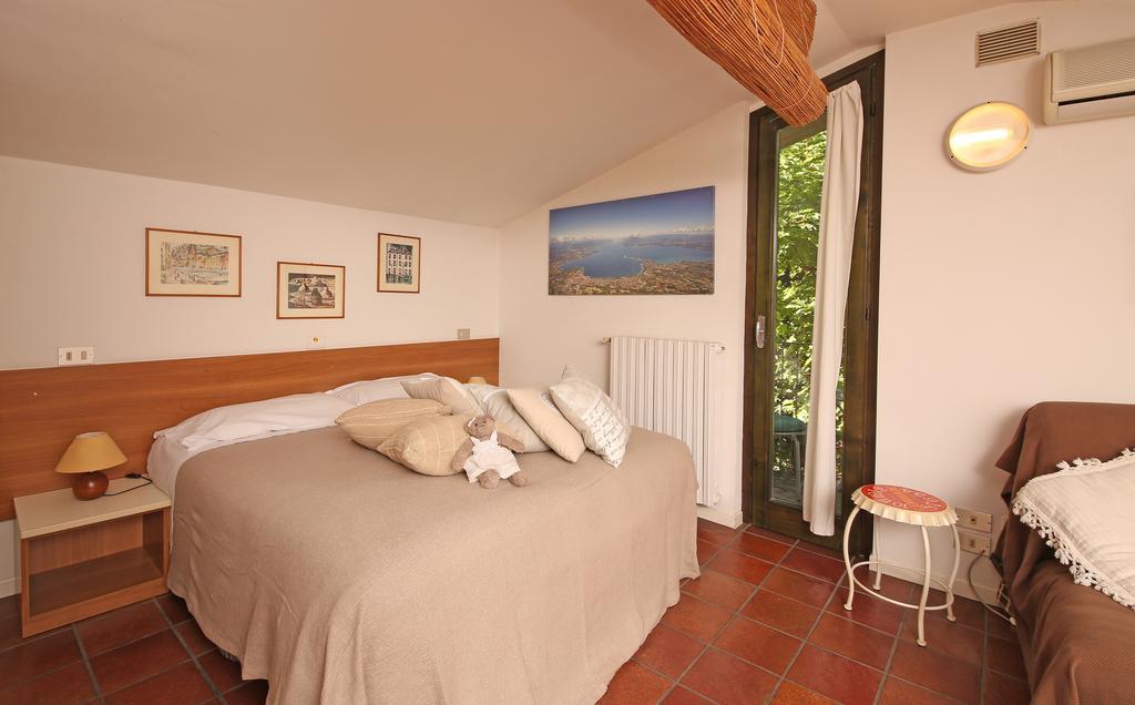 Residence Il Melograno Manerba del Garda Exterior photo